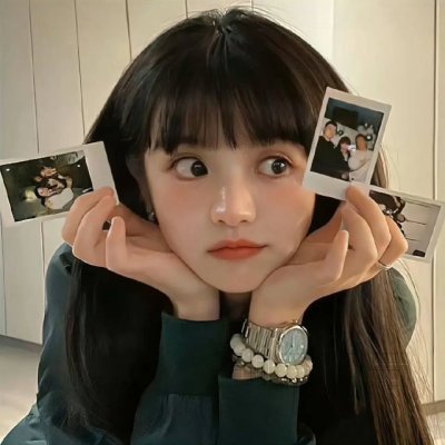 女跳水队员